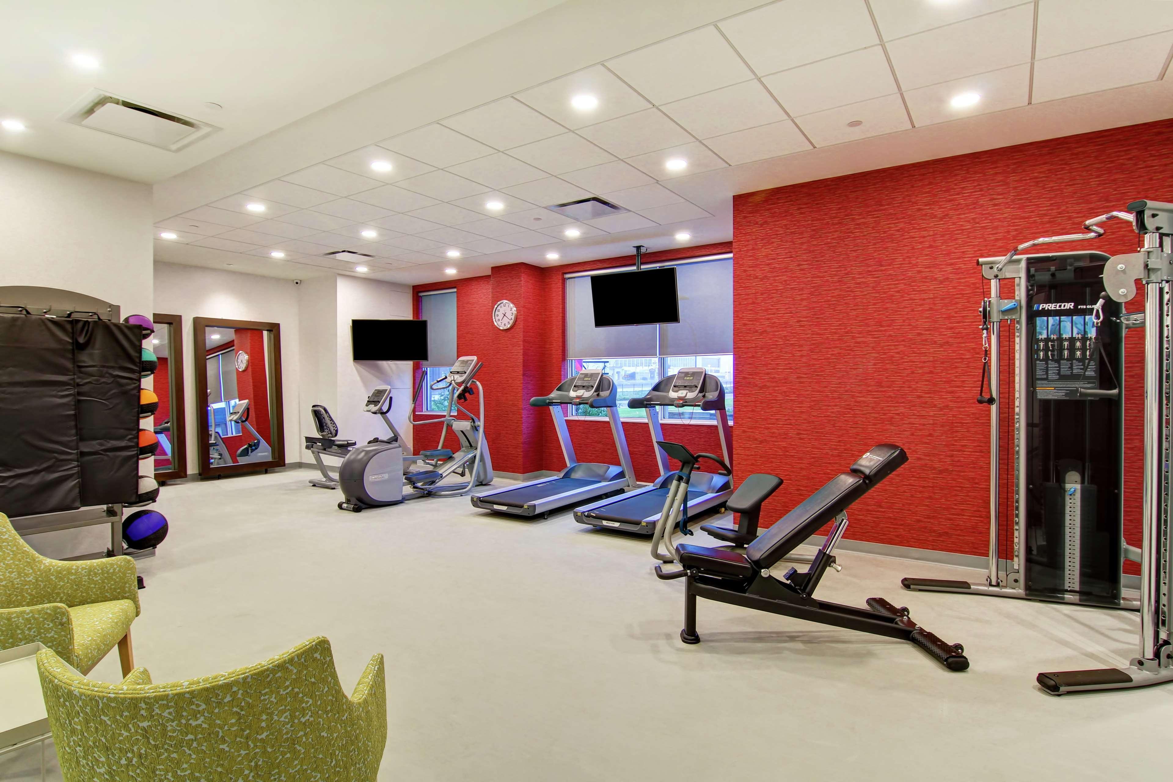Home2 Suites By Hilton Montreal Dorval Ngoại thất bức ảnh