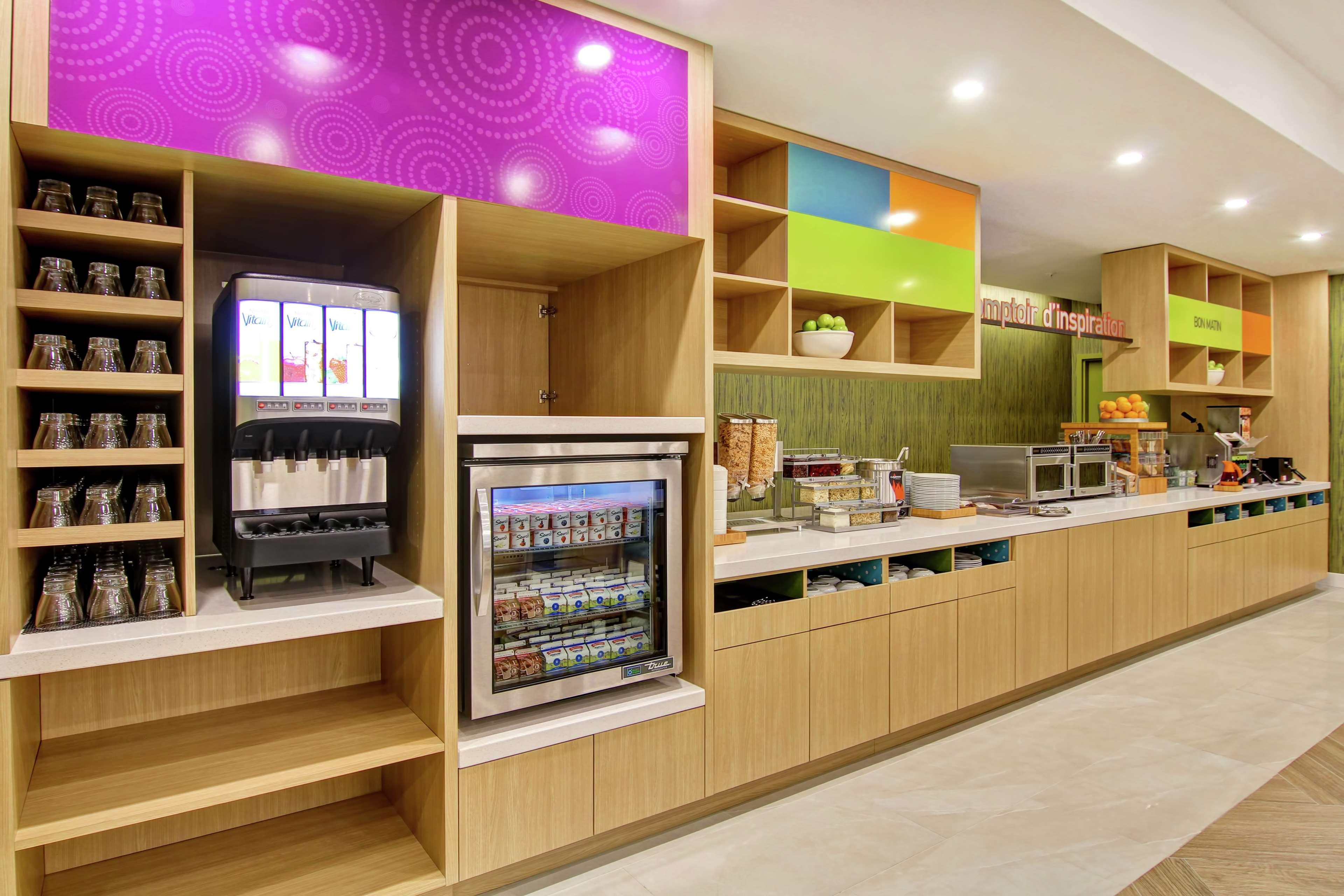 Home2 Suites By Hilton Montreal Dorval Ngoại thất bức ảnh