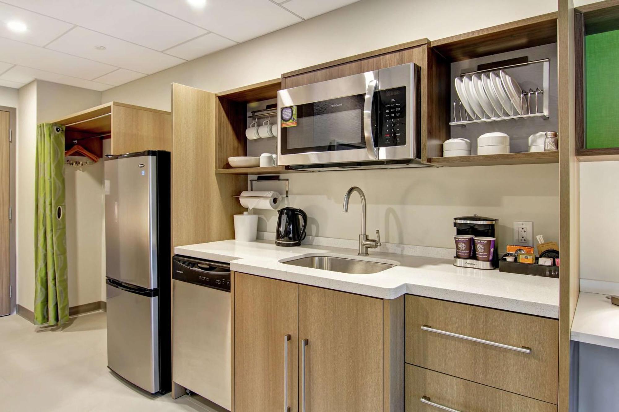 Home2 Suites By Hilton Montreal Dorval Ngoại thất bức ảnh